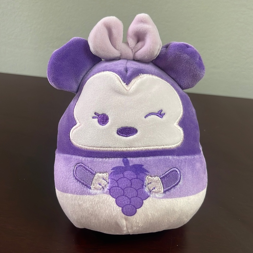 Disney Squishmallows Minnie Mouse Graped Scented